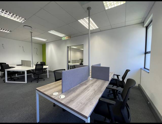 304M² OFFICE TO LET IN RIVONIA